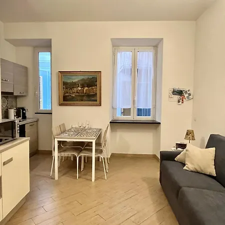 Vicolo Corto Casa 1 *