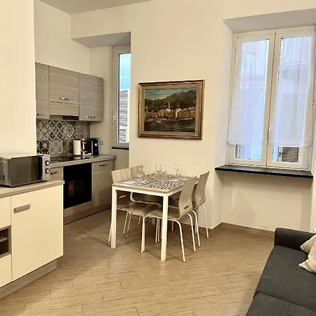 Vicolo Corto Casa 1 Apartment *